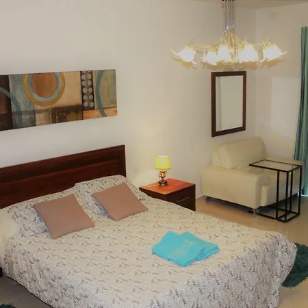 Homestay Aurora *